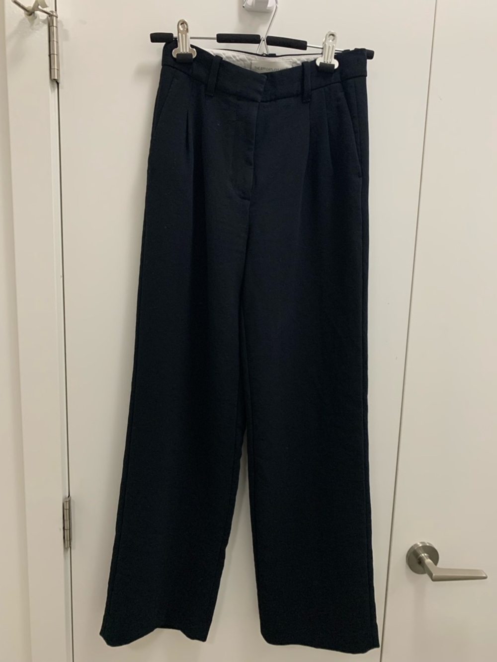 Wilfred the effortless Black High-Rise Trousers size 0 with inseam 29”